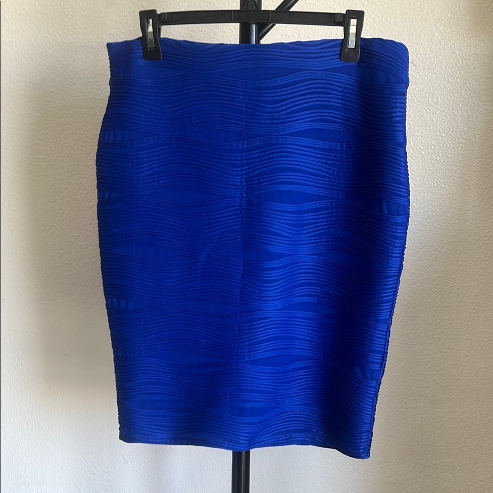 Chic Blue Ruched Pencil Skirt